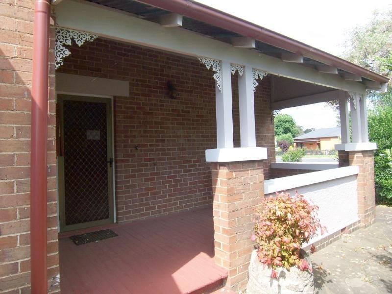 155 Sutton Street, Cootamundra NSW 2590