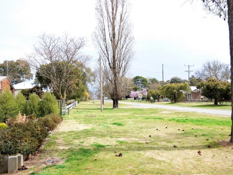 3 King Street, Wallendbeen NSW 2588