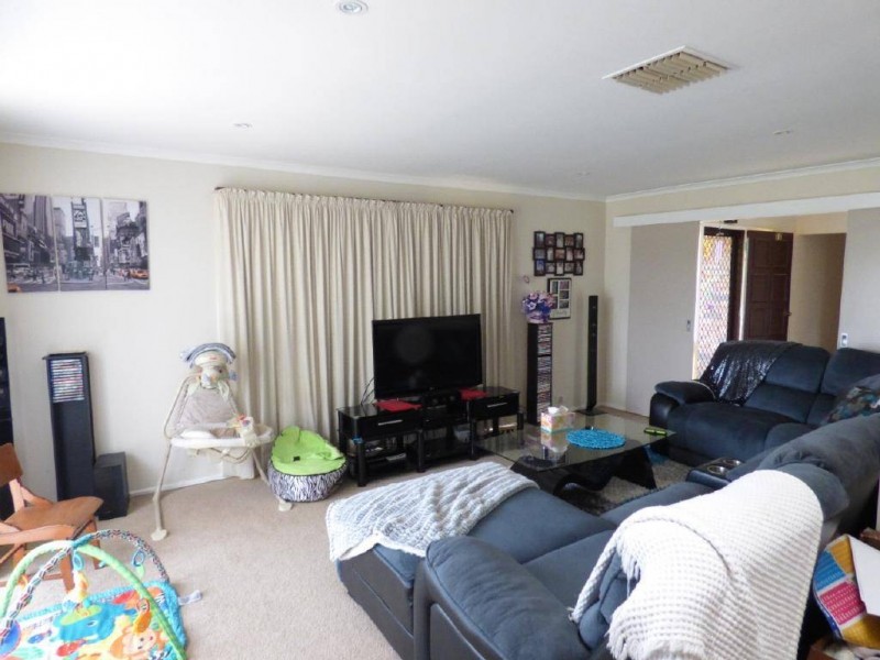 16 French Street, Cootamundra NSW 2590