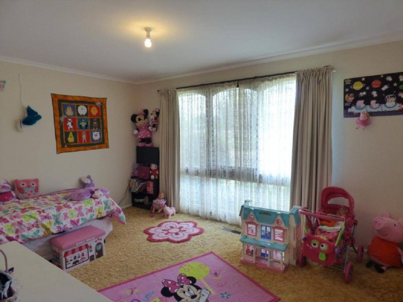 16 French Street, Cootamundra NSW 2590