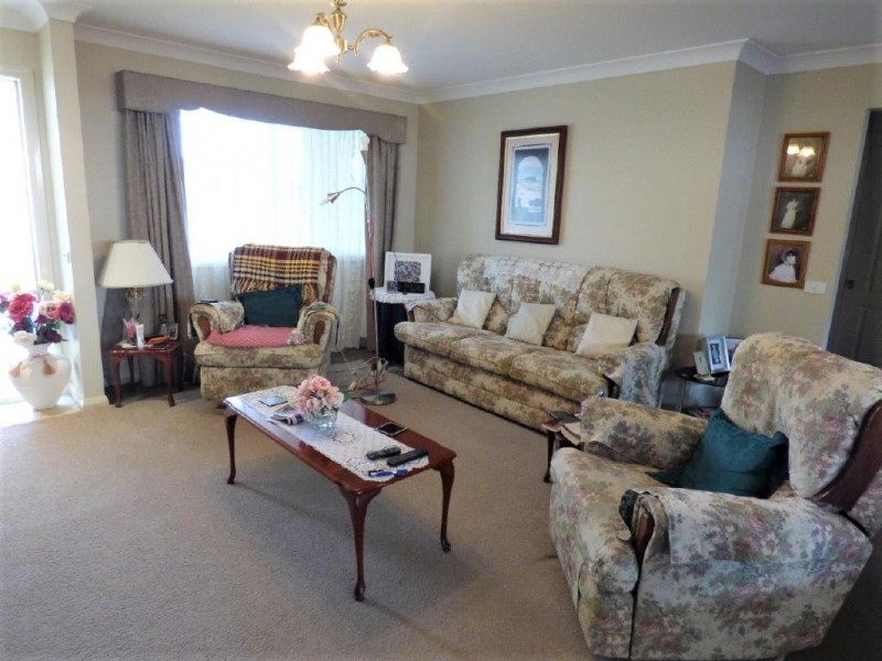 28 Short Street, Cootamundra NSW 2590