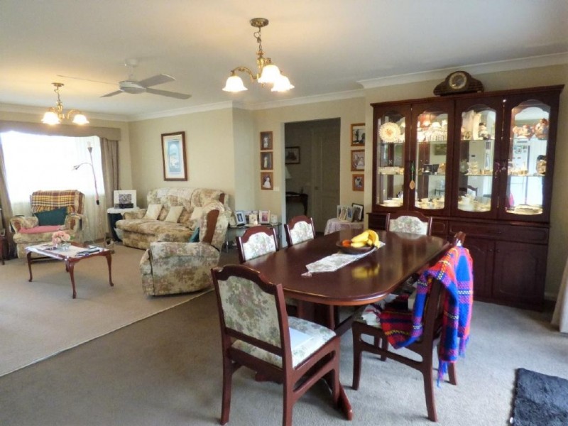 28 Short Street, Cootamundra NSW 2590