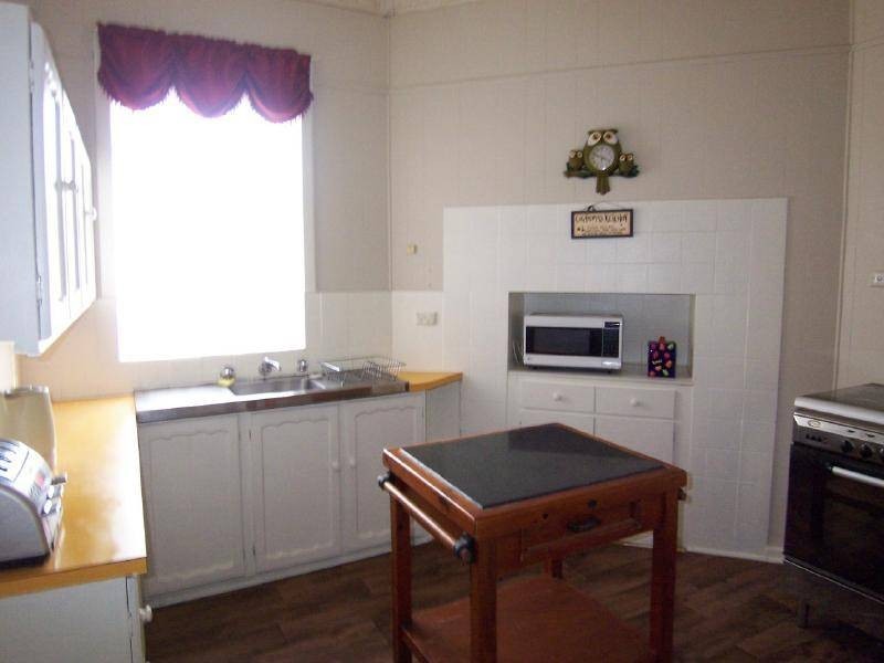117 Thompson Street, Cootamundra NSW 2590