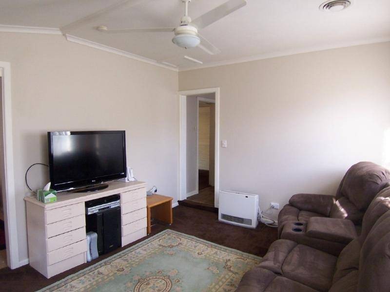 117 Thompson Street, Cootamundra NSW 2590