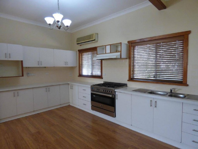 191 Hovell Street, Cootamundra NSW 2590