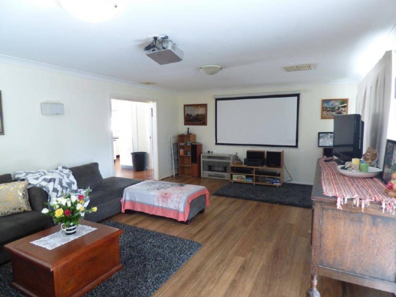 2 Albert Street, Cootamundra NSW 2590