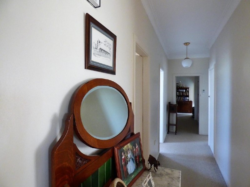 47 Bapaume Street, Cootamundra NSW 2590