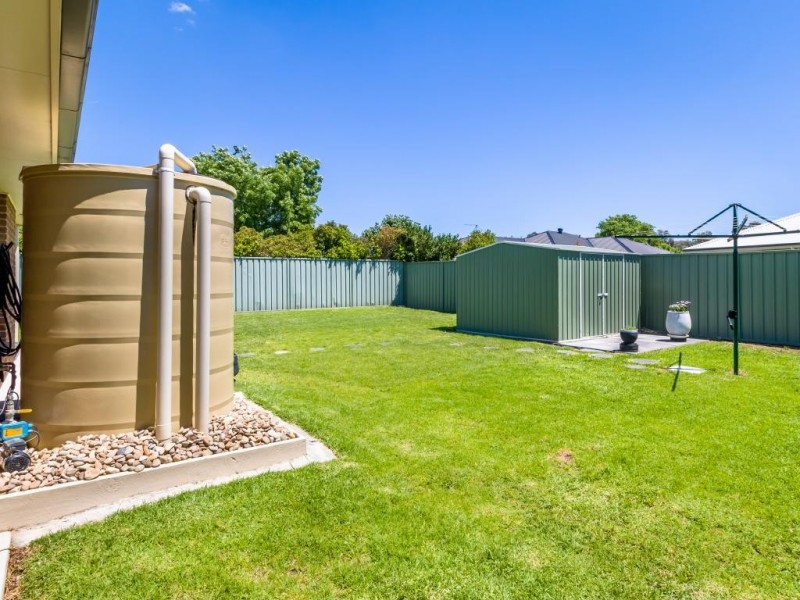 36 Pinkstone Avenue, Cootamundra NSW 2590
