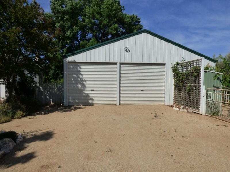 1 Thompson Street, Cootamundra NSW 2590