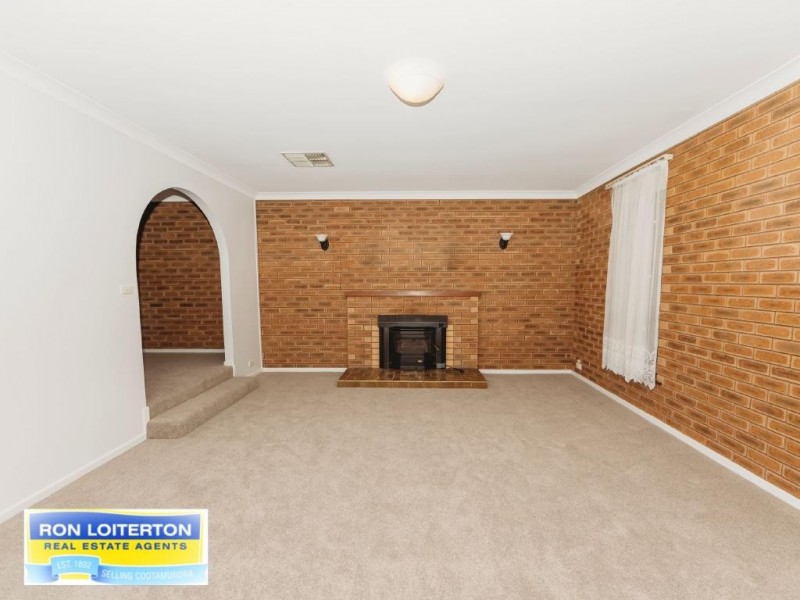 39 Cutler Avenue, Cootamundra NSW 2590