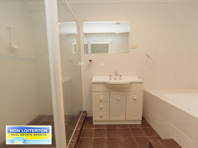 39 Cutler Avenue, Cootamundra NSW 2590