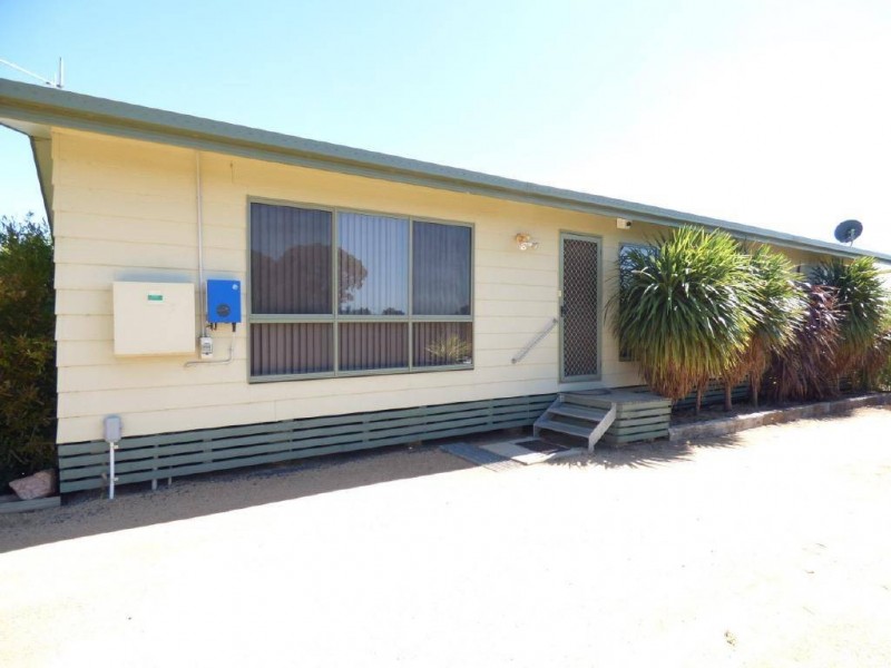 16 Pinkstone Avenue, Cootamundra NSW 2590