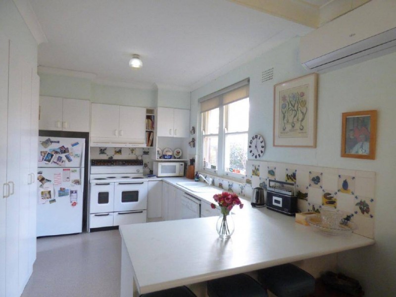 28 Poole Street, Cootamundra NSW 2590