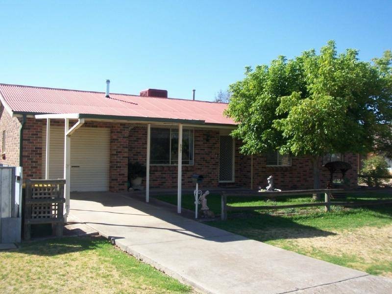 1/76A Olney Street, Cootamundra NSW 2590