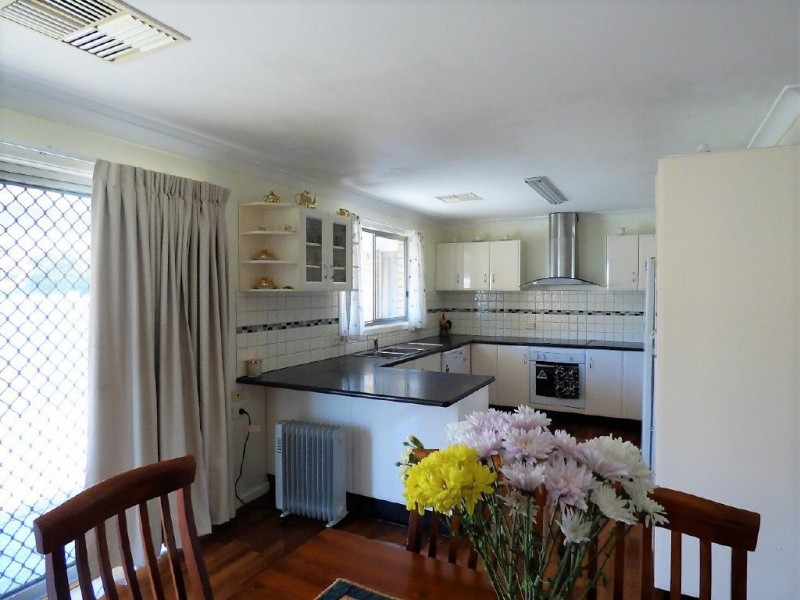 2 Albert Street, Cootamundra NSW 2590