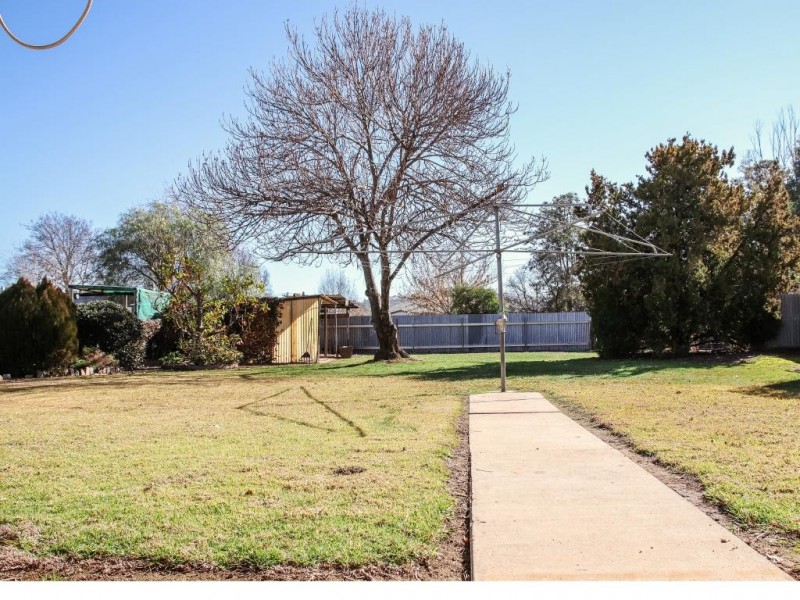 31 Centenary Avenue, Cootamundra NSW 2590