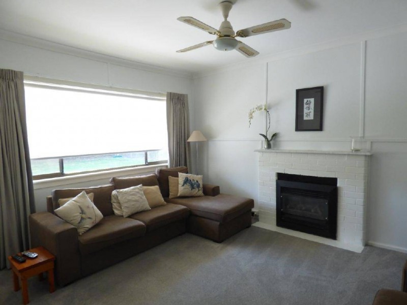 33 Muttama Road, Coolac NSW 2727