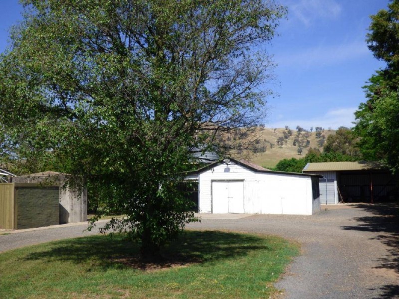 33 Muttama Road, Coolac NSW 2727