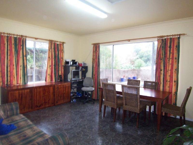 13 Coora Avenue, Cootamundra NSW 2590