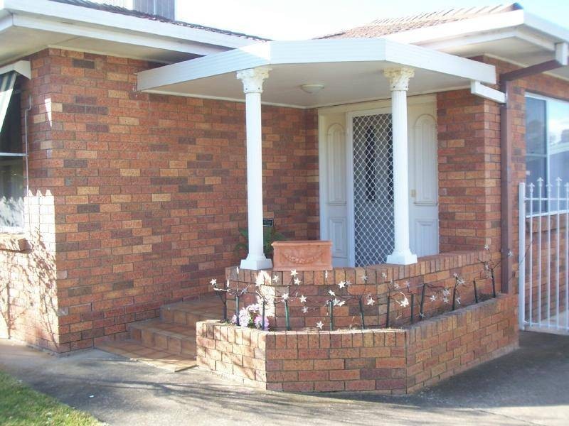 13 Coora Avenue, Cootamundra NSW 2590