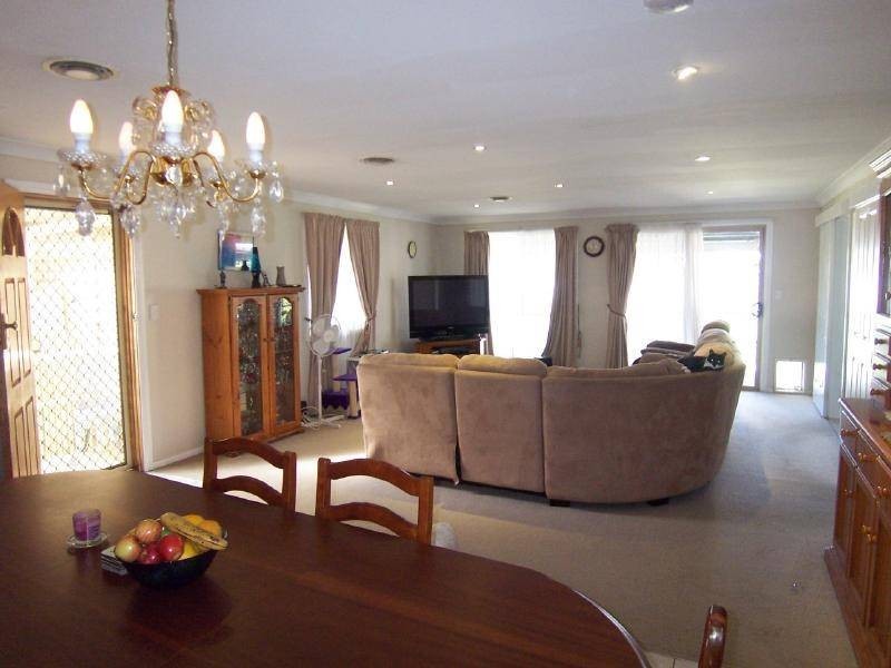 28 Warren Street, Cootamundra NSW 2590