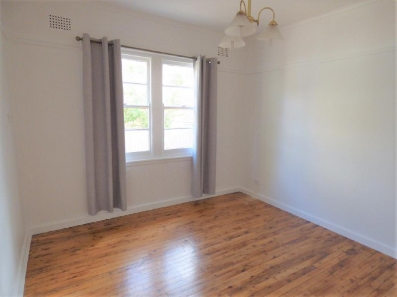 38 Hay Street, Cootamundra NSW 2590
