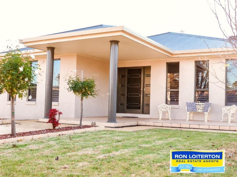 21 Cooper Street, Cootamundra NSW 2590