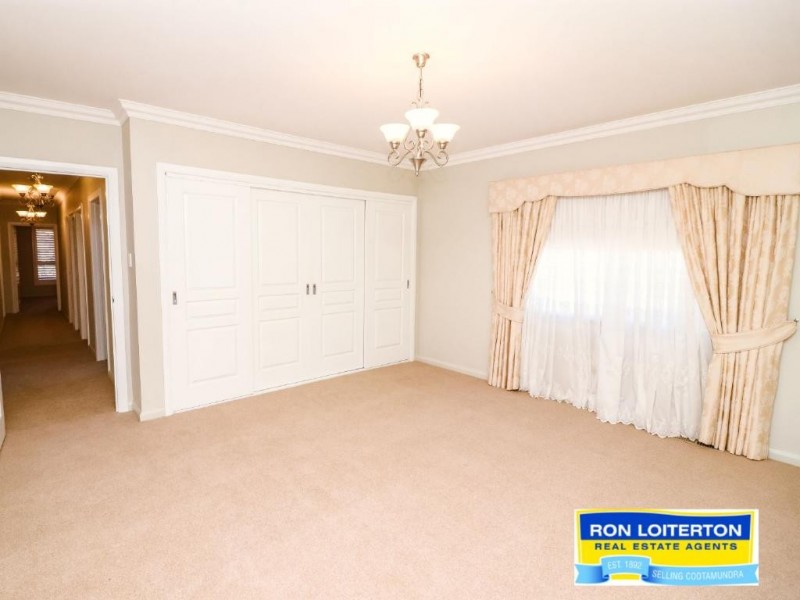 21 Cooper Street, Cootamundra NSW 2590