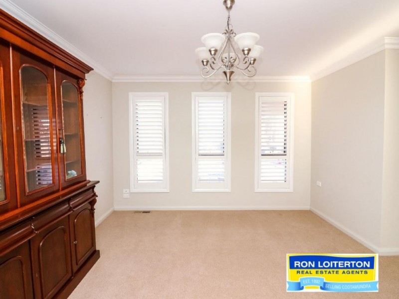 21 Cooper Street, Cootamundra NSW 2590