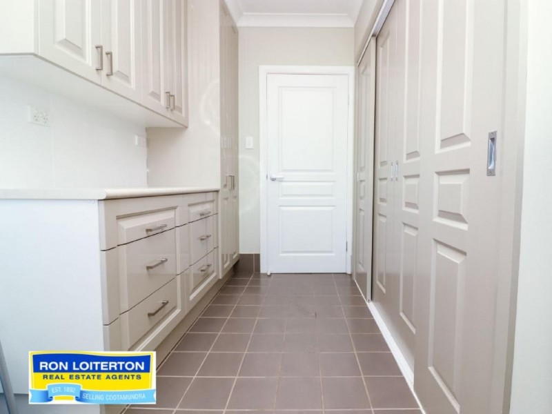 21 Cooper Street, Cootamundra NSW 2590