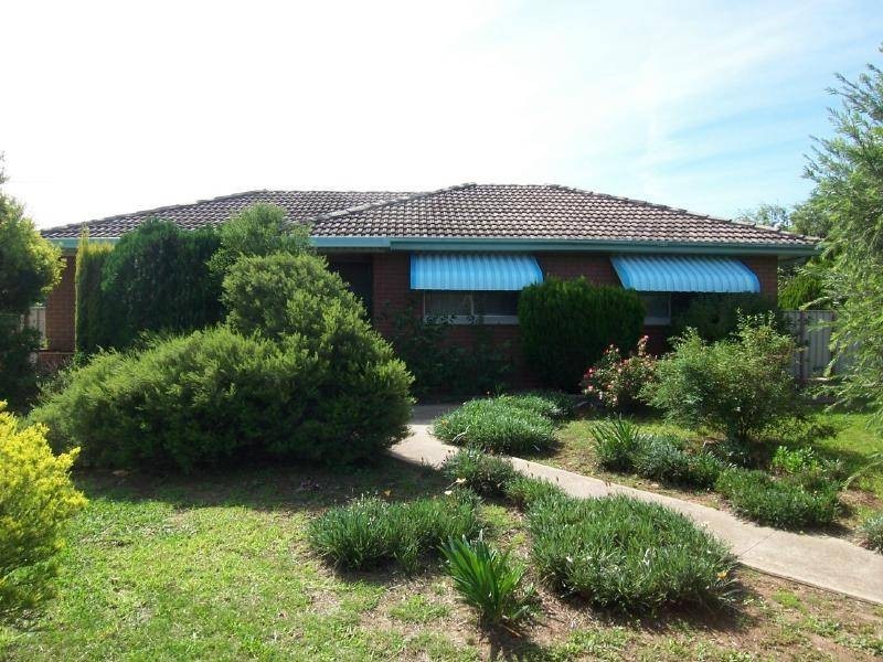 32 Margaret Street, Cootamundra NSW 2590