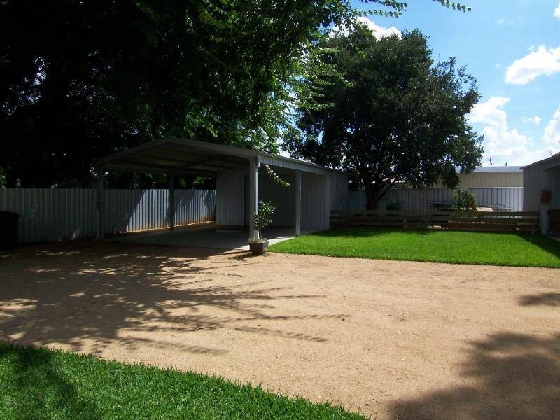 31 Hovell Street, Cootamundra NSW 2590