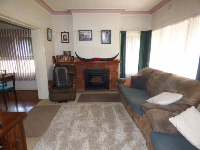 85 Temora Street, Cootamundra NSW 2590
