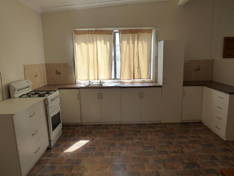 29 Warren Street, Cootamundra NSW 2590