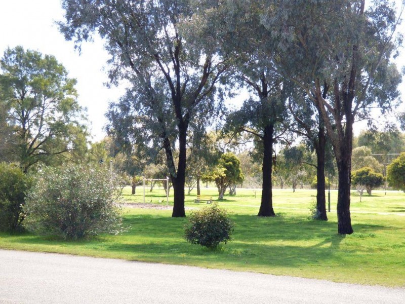 6 Northcott Avenue, Cootamundra NSW 2590