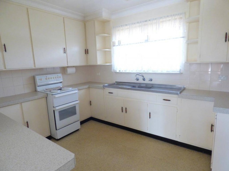 6 Northcott Avenue, Cootamundra NSW 2590