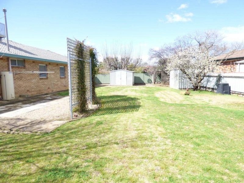 6 Northcott Avenue, Cootamundra NSW 2590