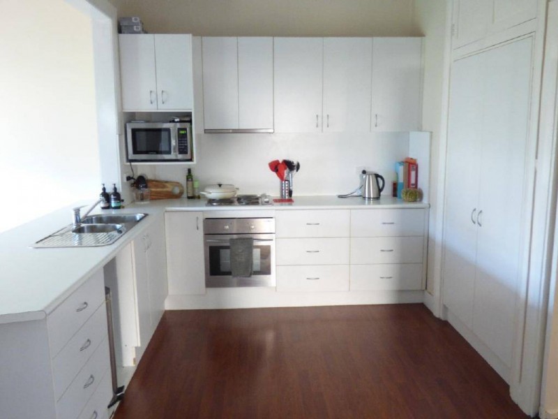 6 Bourke Street, Cootamundra NSW 2590