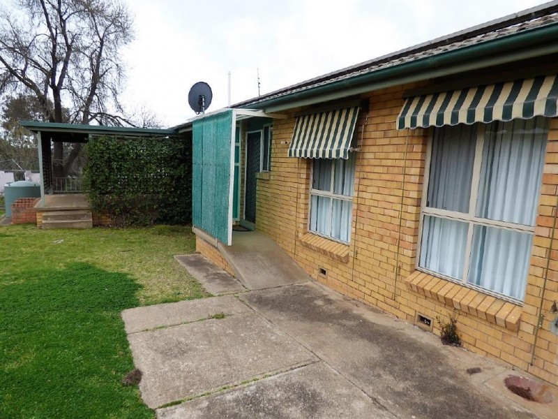 85  Centenary Avenue, Cootamundra NSW 2590