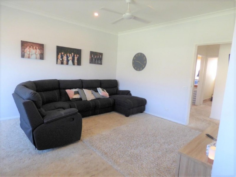 13 Coora Avenue, Cootamundra NSW 2590