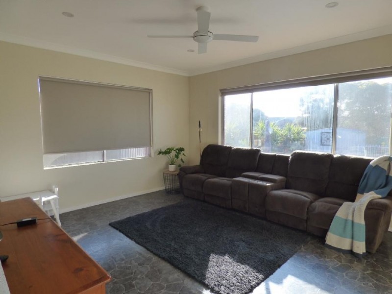 13 Coora Avenue, Cootamundra NSW 2590
