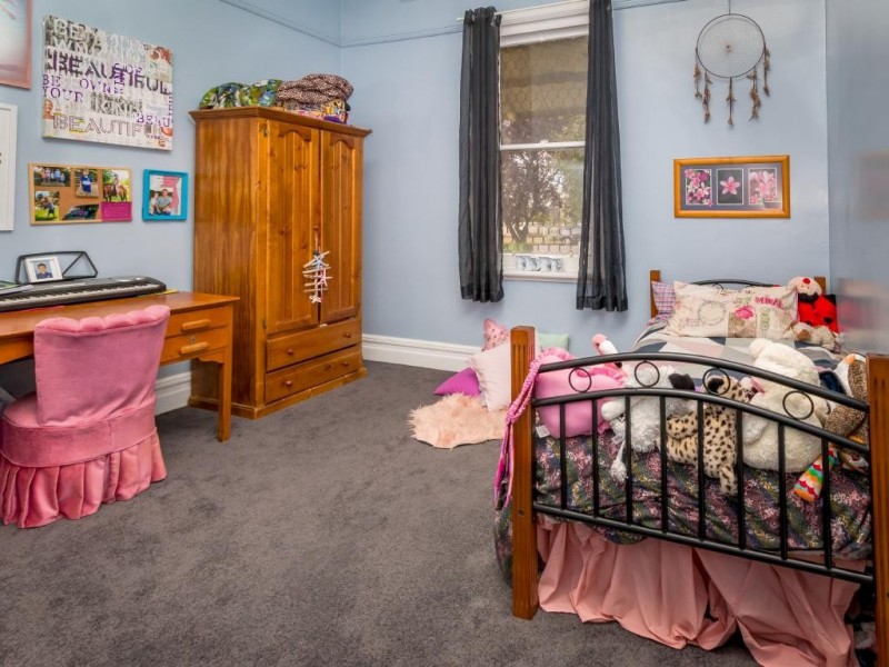 78 Sutton Street, Cootamundra NSW 2590