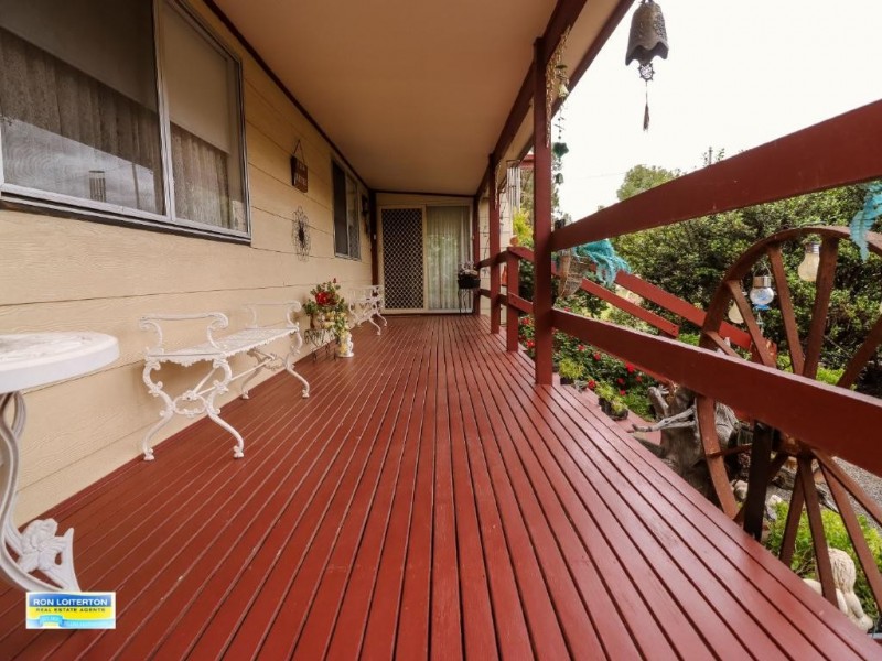 16 Hoskin Street, Wallendbeen NSW 2588