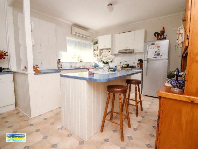 16 Hoskin Street, Wallendbeen NSW 2588