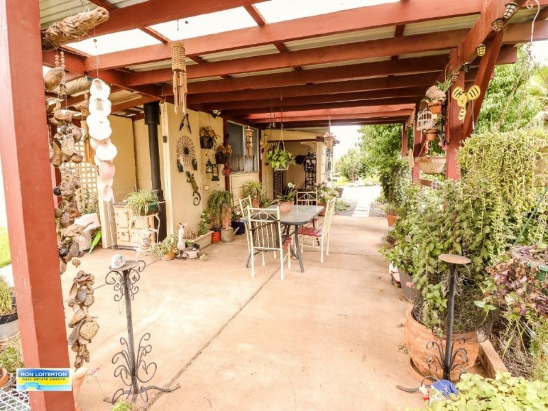 16 Hoskin Street, Wallendbeen NSW 2588