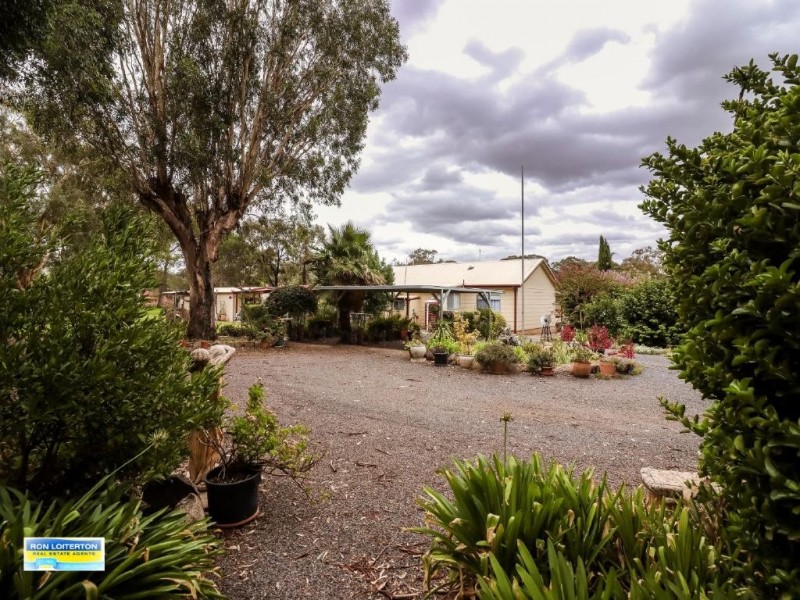 16 Hoskin Street, Wallendbeen NSW 2588