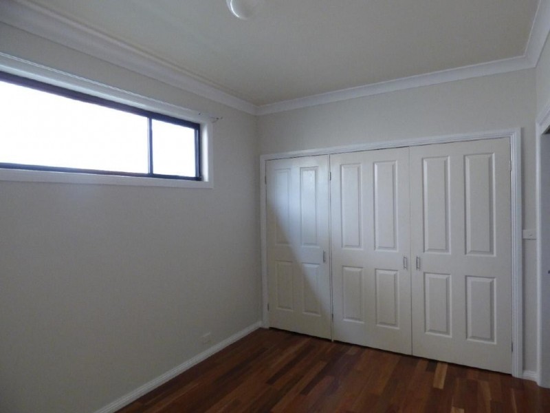 2/27 Cooper Street, Cootamundra NSW 2590