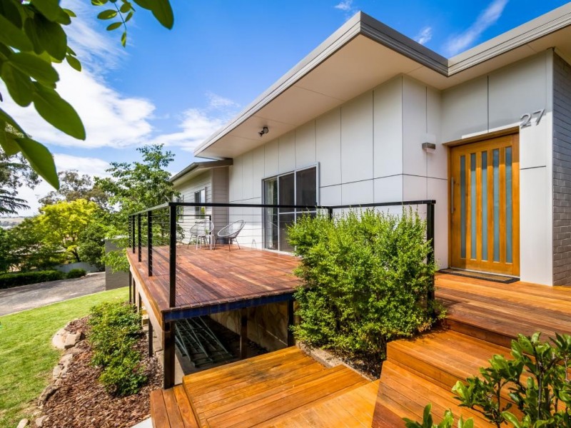 27 Richards Street, Cootamundra NSW 2590