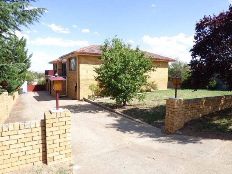 9 Ward Street, Cootamundra NSW 2590
