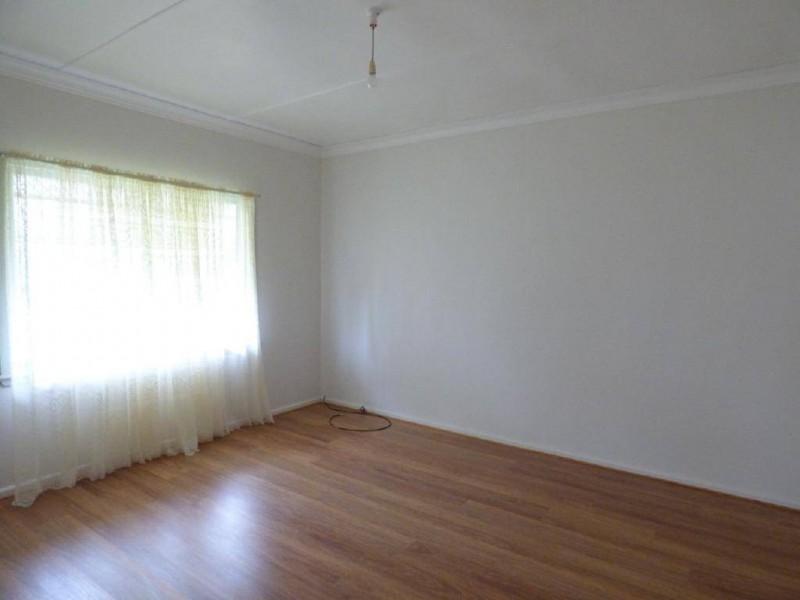 144 Temora Street, Cootamundra NSW 2590